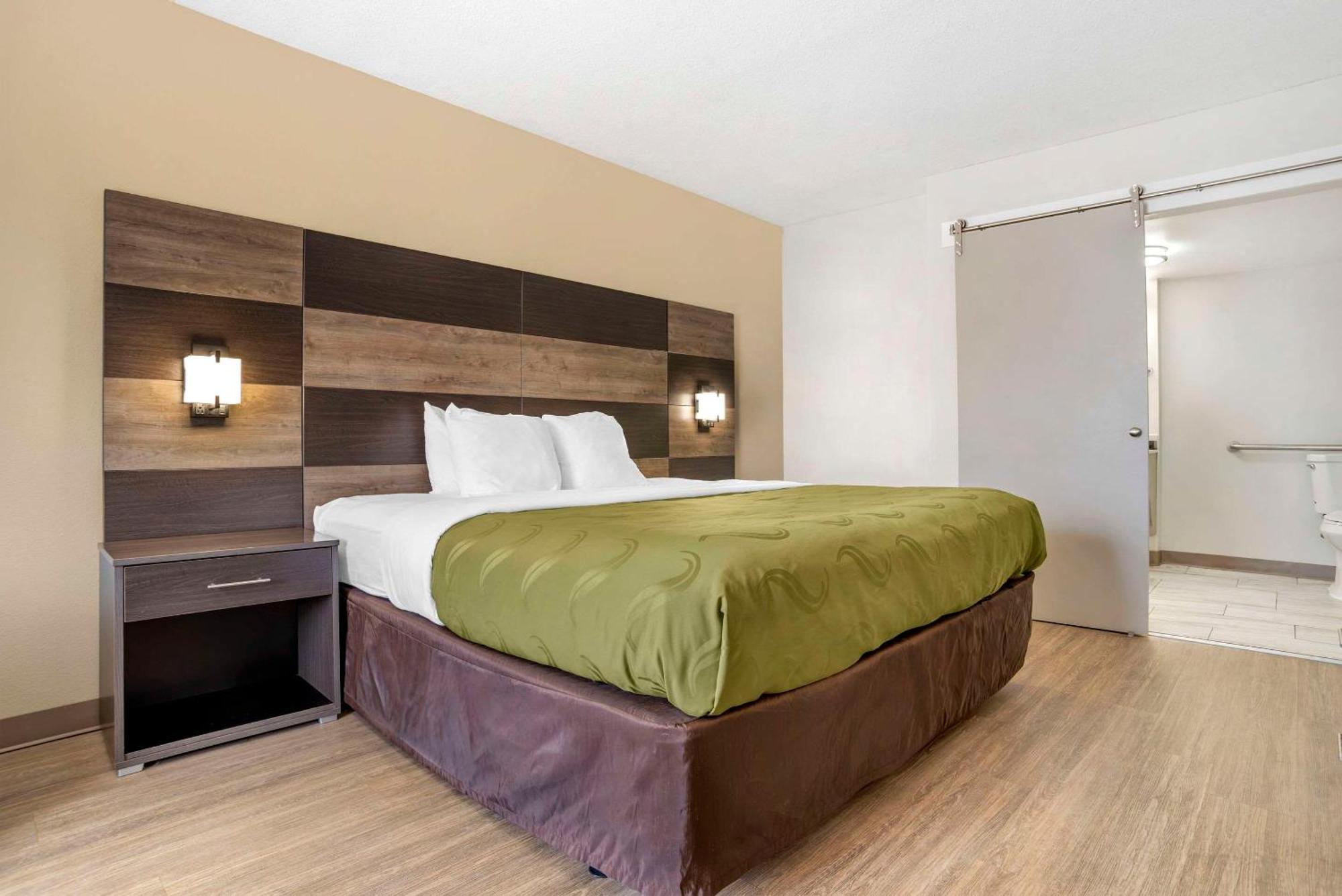 Quality Inn & Conference Center Panama City Ngoại thất bức ảnh