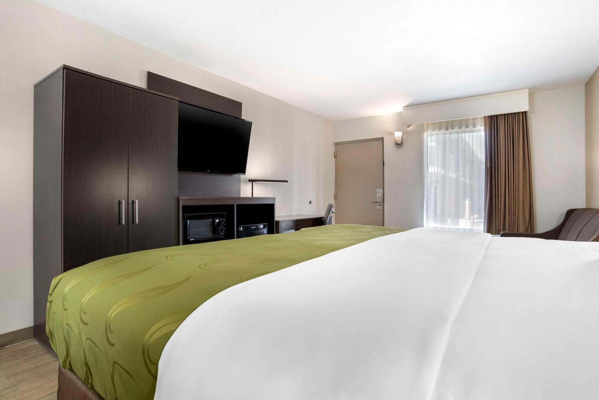 Quality Inn & Conference Center Panama City Ngoại thất bức ảnh