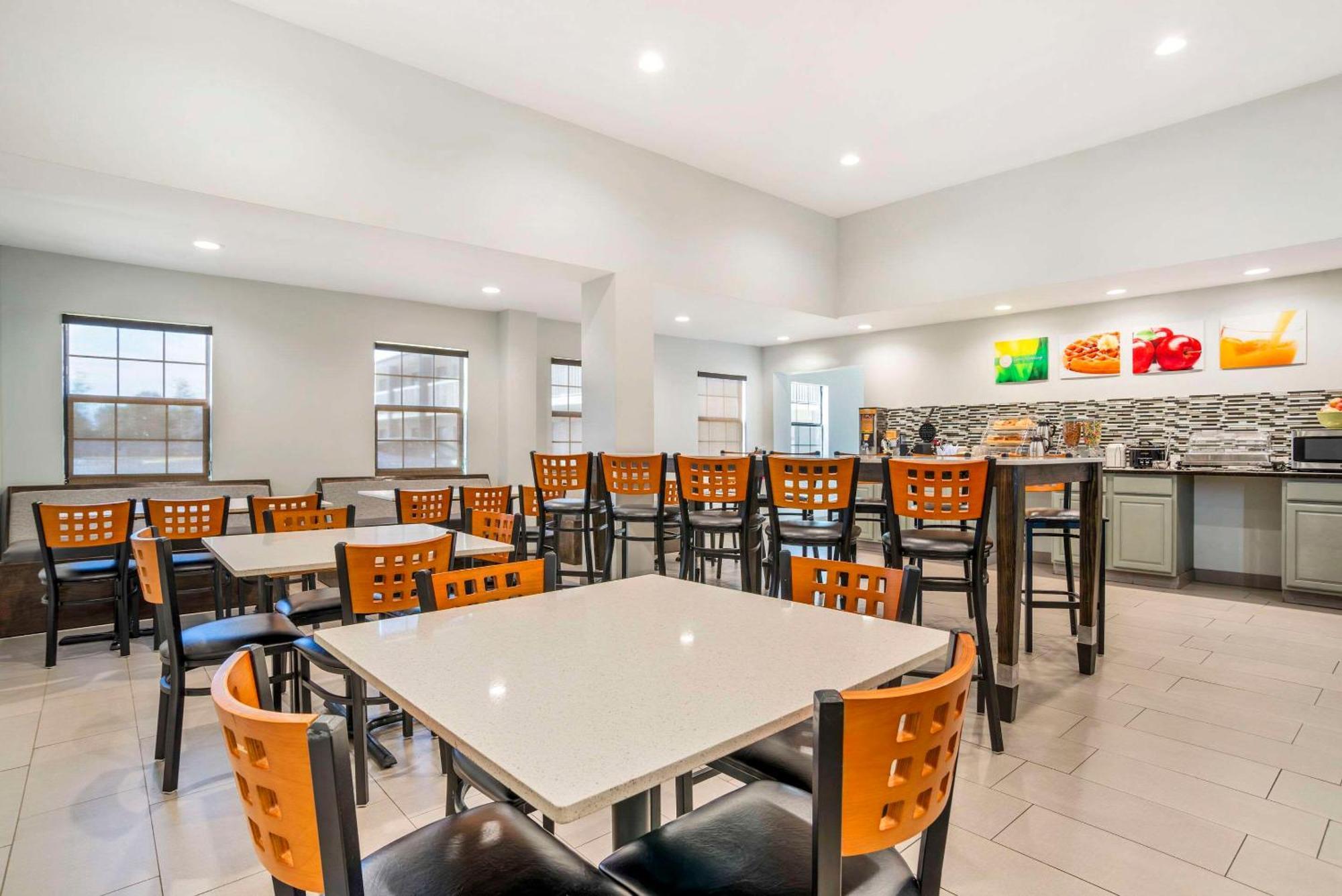 Quality Inn & Conference Center Panama City Ngoại thất bức ảnh